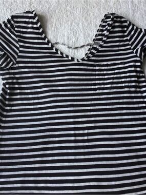 Anthropology Women’s Black and White Striped V-Neck Pocket Tee